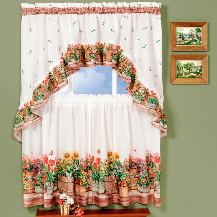 Country Curtains: The Timeless Trend Making a Comeback